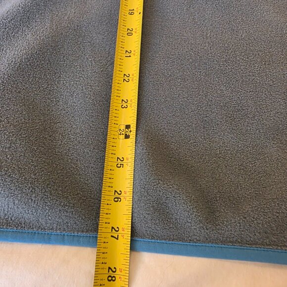 EUC Patagonia Microdini 1/2 Zip Fleece Pullover Large Plume Grey - Picture 6 of 10